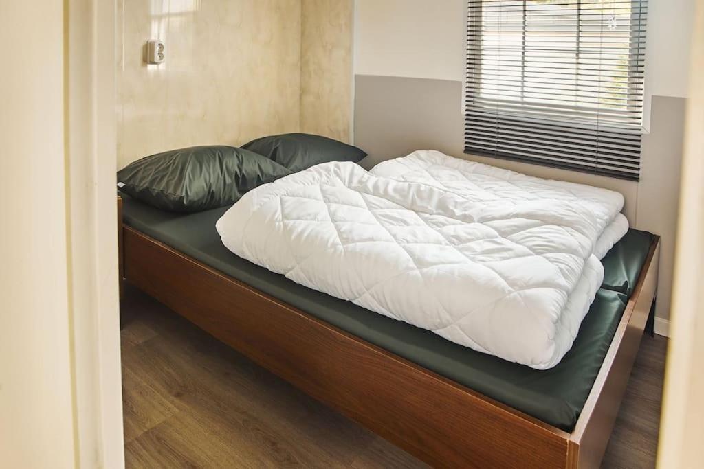 4 Persons Chalet Valkenbosch Situated In The Forested Area 奥斯特韦克 外观 照片