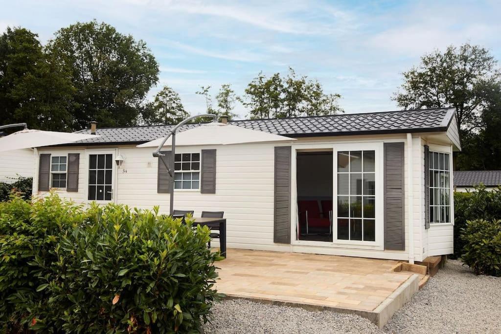 4 Persons Chalet Valkenbosch Situated In The Forested Area 奥斯特韦克 外观 照片